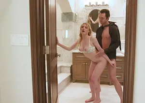 Về quê thăm dì, gặp lại cô chị họ xinh đẹp ngực to quyến rũ